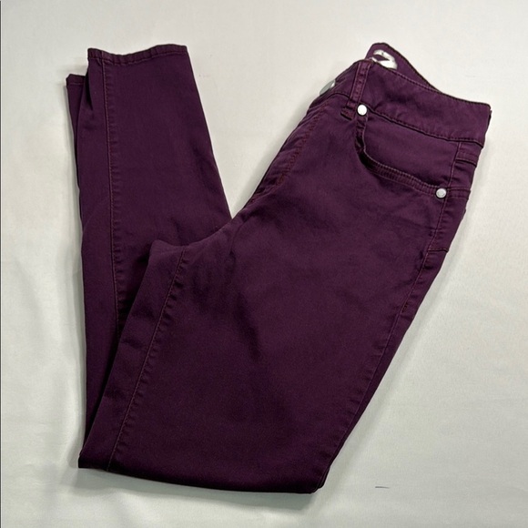 Seven7 Blue Cropped Ankle Jeans with Whiskering - Picture 3 of 8